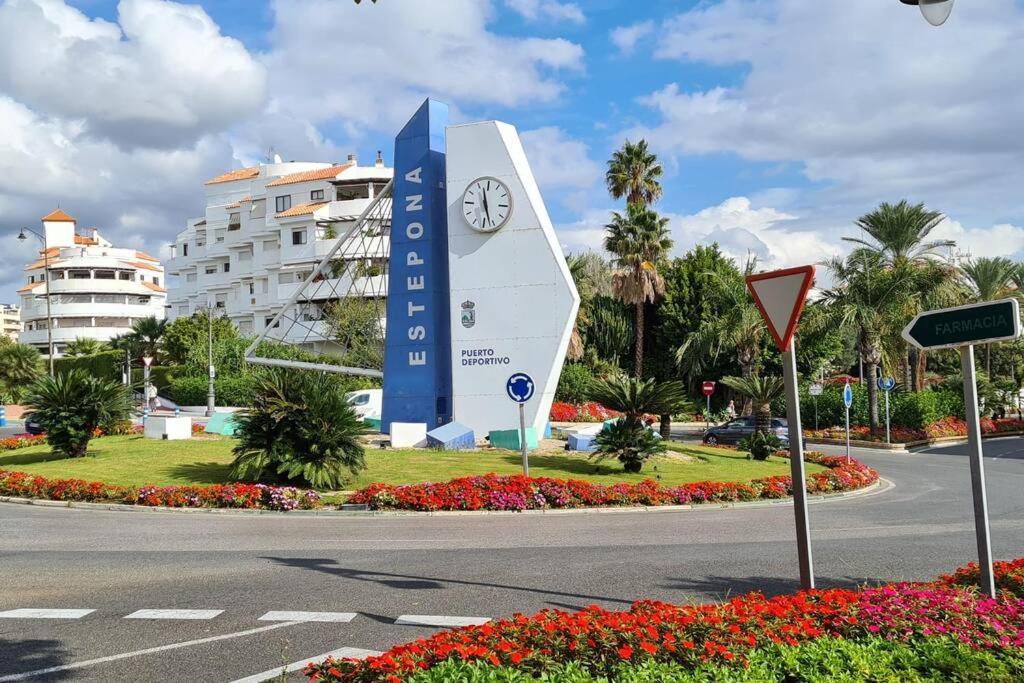 Estepona Port Beachside Apartment - Marina Bay Ngoại thất bức ảnh