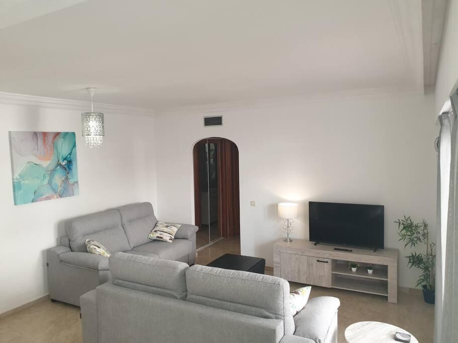 Estepona Port Beachside Apartment - Marina Bay Ngoại thất bức ảnh